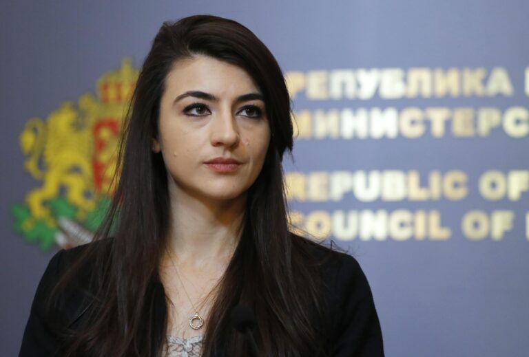 Спешни мерки в помощ на наводнените области бяха начертани на срещи при премиера Кирил Петков