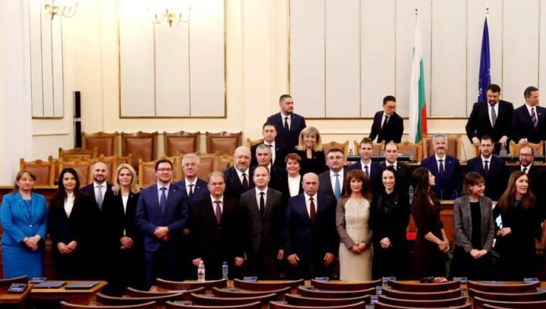 ГЕРБ ще иска пълна отмяна на зеления сертификат