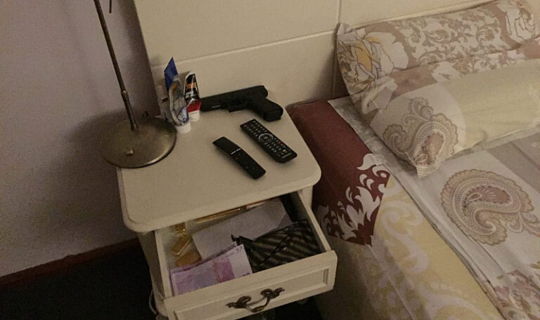 Прокуратурата за снимките от спалнята на Борисов: Няма престъпление, кадрите са подправени