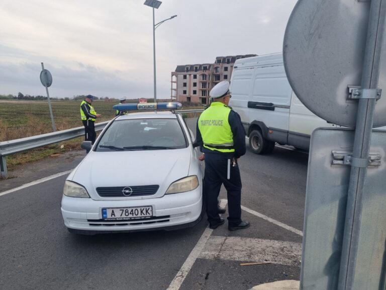 Полицията започва да налага глоби за шофиране с неподходящи гуми