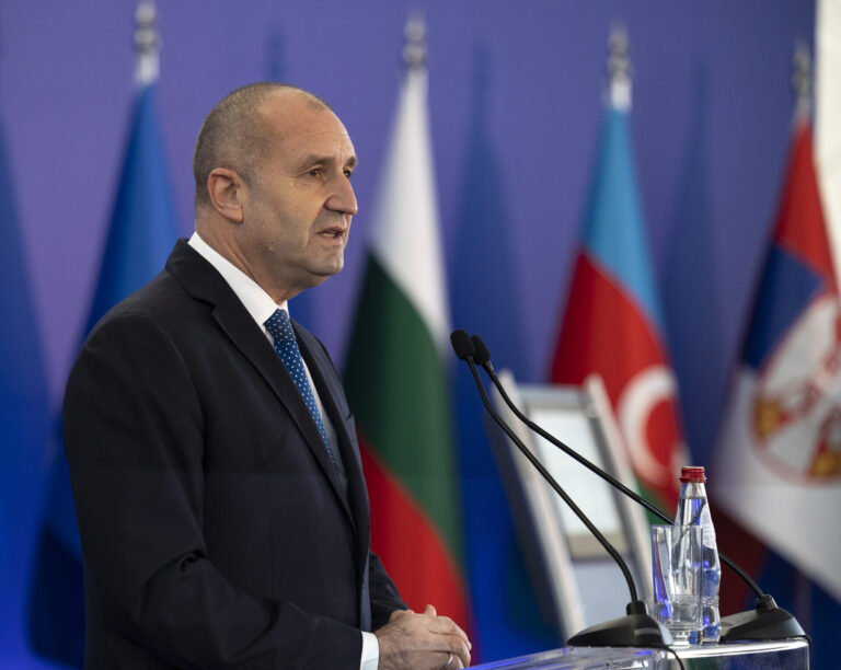 Държавният глава: Притеснително е, че парламент с рекордно ниско гражданско представителство и още по-ниско обществено доверие изобщо посяга на Конституцията