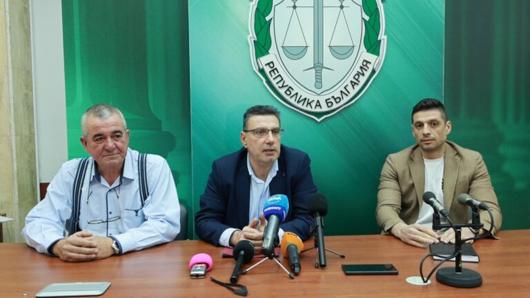 ГДБОП разби ОПГ за разпространение на наркотици, иззеха марихуана от карнобатско село
