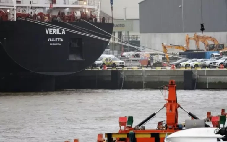 Ирландия повдигна обвинения спрямо двама български моряци от кораба с кокаина