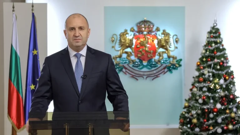Радев: Очаквам МС да ми предложи посланик в Украйна с професионална експертиза