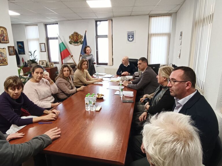 Областният управител на Бургас и наследниците от Черноморец подписаха колективно писмо до три министерства