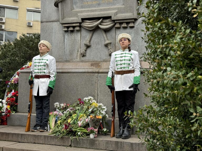 България се прекланя пред паметта на Апостола на свободата
