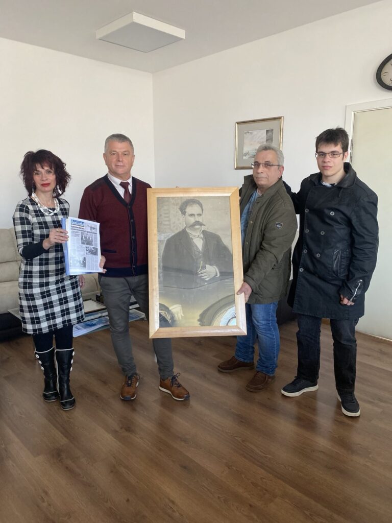 Портрет на първия български аптекар в Бургас ще вдъхновява бъдещите студенти по фармация