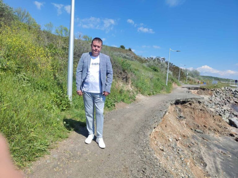 Проблемът с пропадналия участък към „Сарафово“ се задълбочава