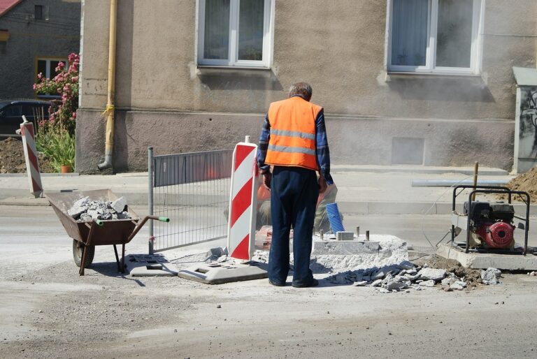 Въвежда се ограничение на движението по ул. „Атанас Буров“