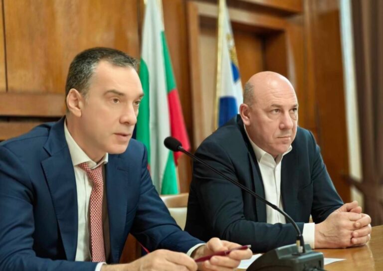 Община Поморие е сред първите с вноска в подкрепа на „Фонда за развитие на летище Бургас“