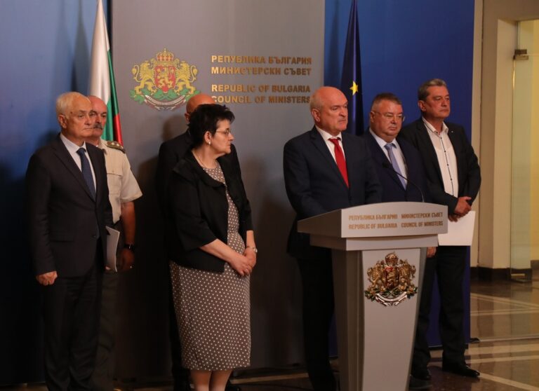 Главчев: Максимално съкращаваме сроковете за обезщетяване на пострадалите от пожарите