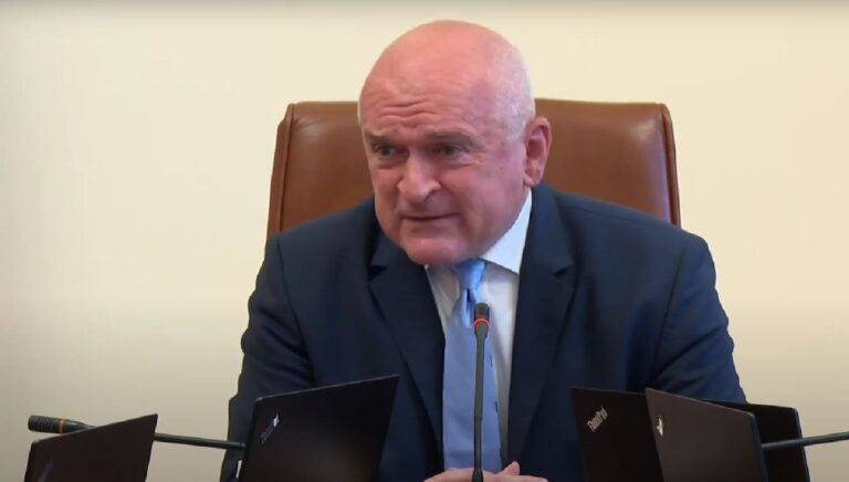 Главчев: Пожарите на територията на България за овладени /видео/