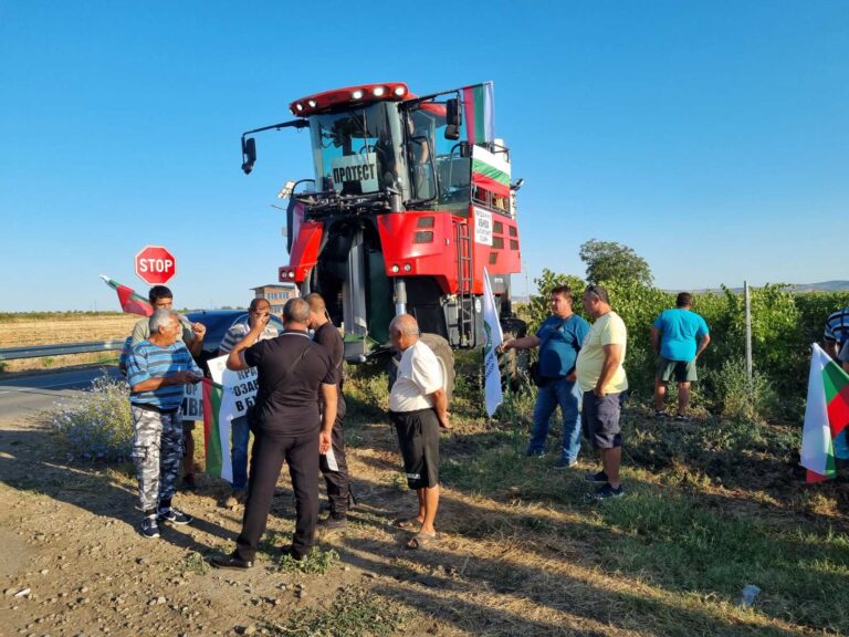 НАП за протеста на лозарите: Контролът върху стоките с висок фискален риск ограничава сивия сектор