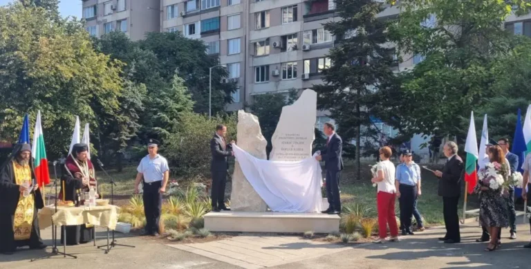 С шествие отбелязват две години от смъртта на полицаите, прегазени от автобус с мигранти