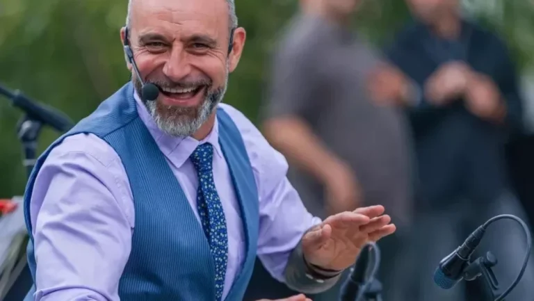 Музикантът от Ку-ку бенд Калин Вельов стана зам.-министър на културата