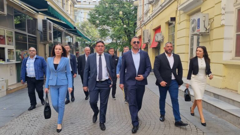 Калин Стоянов втори в листата на „ДПС- Ново начало“ в Бургас  /снимки/