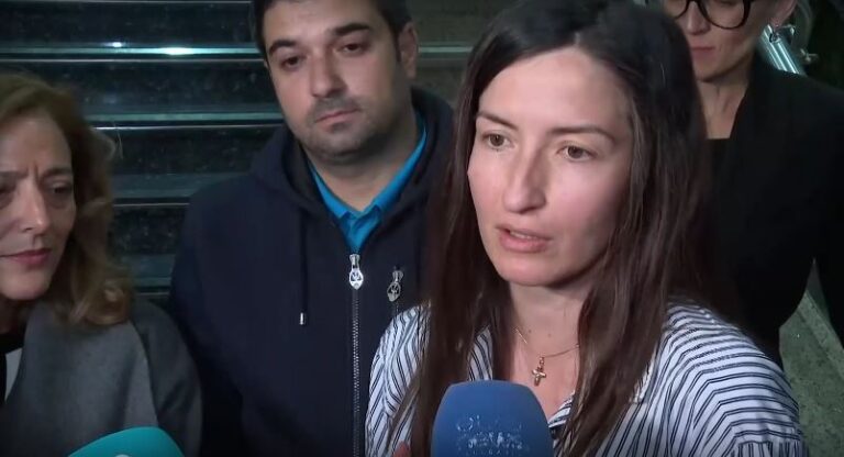  В София кацна първият полет с евакуирани български граждани от Ливан