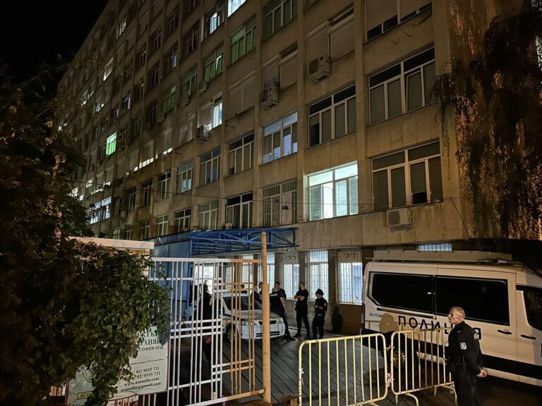 Простреляха Митко Русия и сина му пред УМБАЛ „Св. Анна“