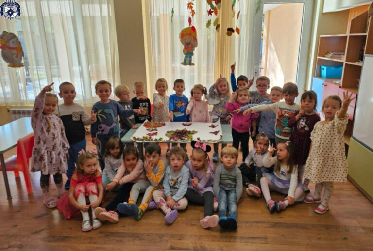 В детска градина „Яна Лъскова“ в Несебър празнуваха есента /снимки/