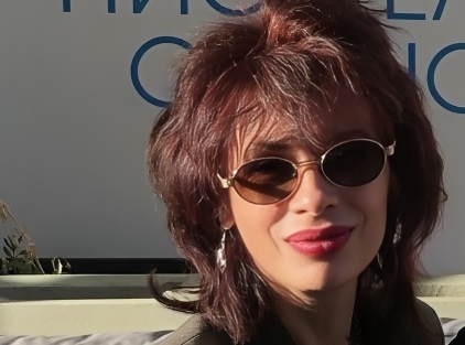 Бургаската поетеса Наталия Недялкова е част от екипа на престижно международно списание