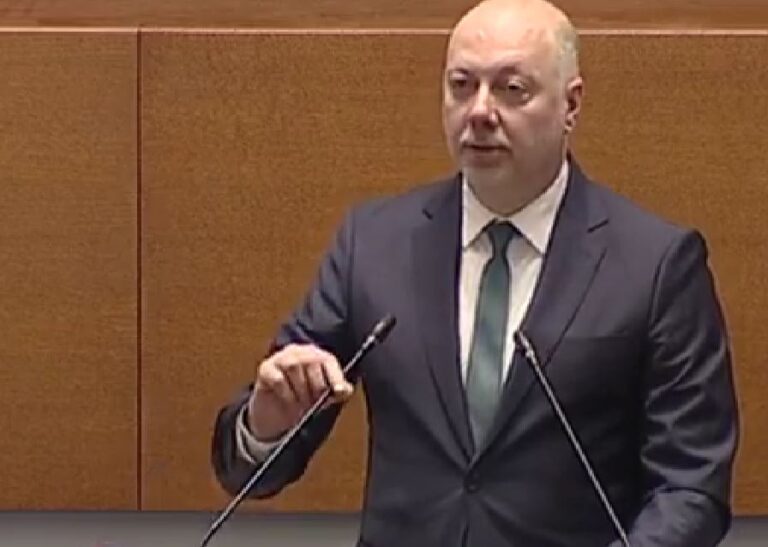 На живо: Народното събрание гласува кабинета „Желязков“