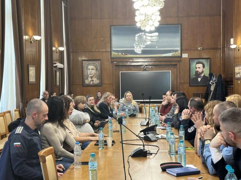 Мерки за подкрепа на деца, жертви на насилие и престъпление обсъдиха институциите в Бургас