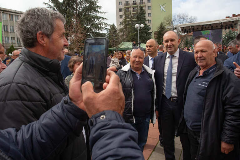 Румен Радев участва в тържественото отбелязване на 100-годишнината от обявяването на Елхово за град