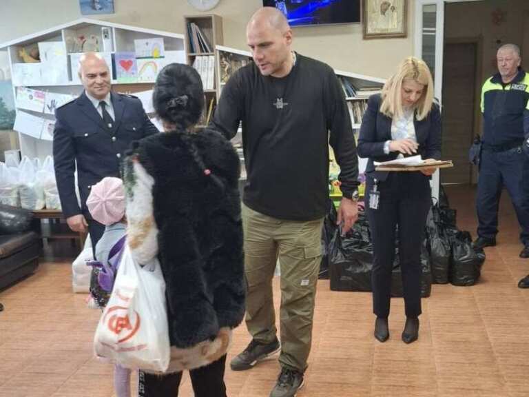Полицаи се включиха в благотворителната инициатива „В памет на Йордан и Атанас“
