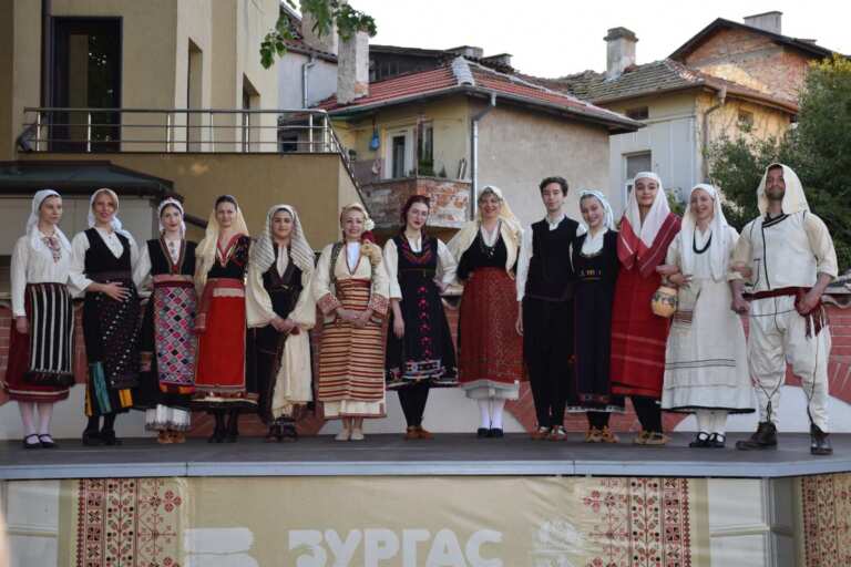Ревю „Наследена хубост“ за Нощта на музеите в Бургас