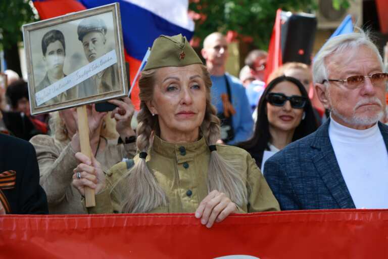 „Безсмъртният полк“ премина в Бургас в Деня на победата /снимки/