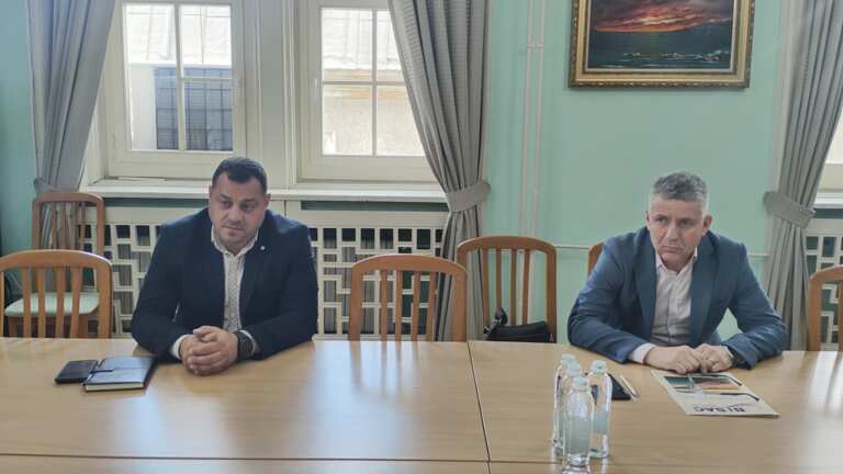 Областният на Бургас поиска сателитно наблюдение на морето след последните сигнали за мазут