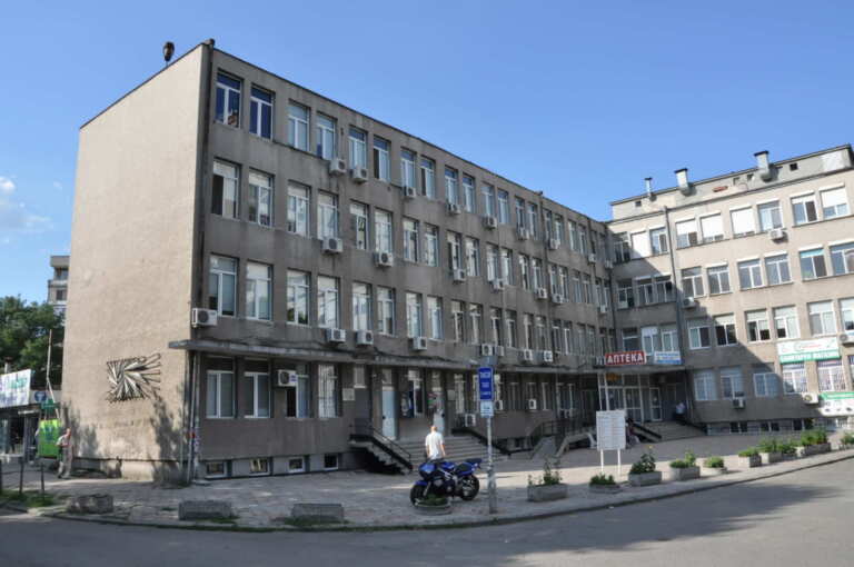 Бургас ще осигурява финансова подкрепа за специализантите в общинските болници