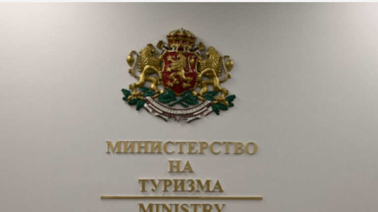Облекчен визов режим ще улеснява туристите от Турция  