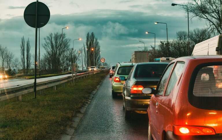 Нова функция на ТОЛ системата засича дали шофьорите са с поставен колан