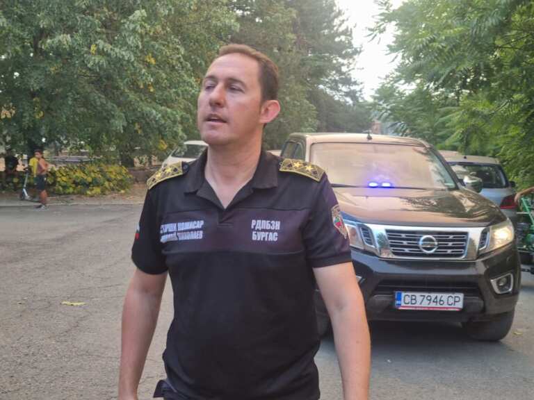 Адски пожар край Сунгурларе – хеликоптери, самолети и десетки екипи на фронта/обзор/