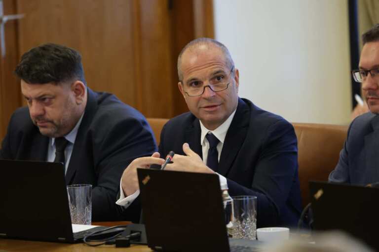Правителството подготвя Закон за безопасност на атракционните услуги с потенциален риск
