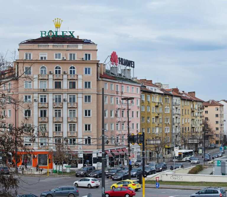 Защо няма големи чуждестранни инвеститори в България? Истината, която не се казва в новините