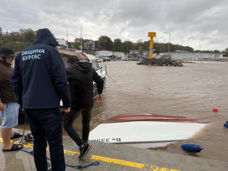 Наводнения може да удавят 151 села и градове у нас  