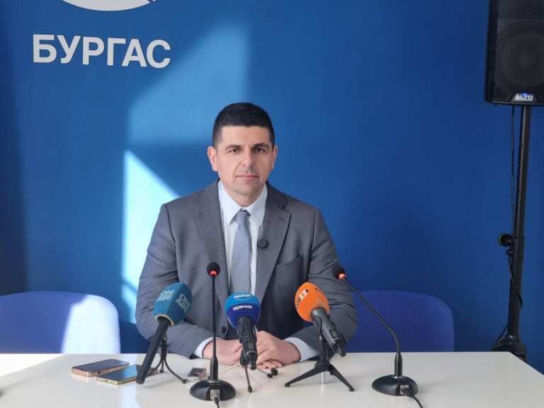 Мирчев: Бюджетът ни връща към най-мрачните дни от Жан-Виденовата криза