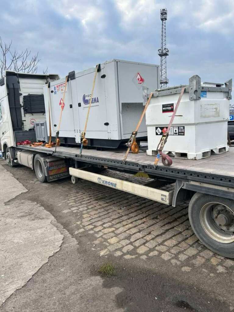 Започва изпълнението на плана за обезопасяване и буксировка на танкера KAIROS